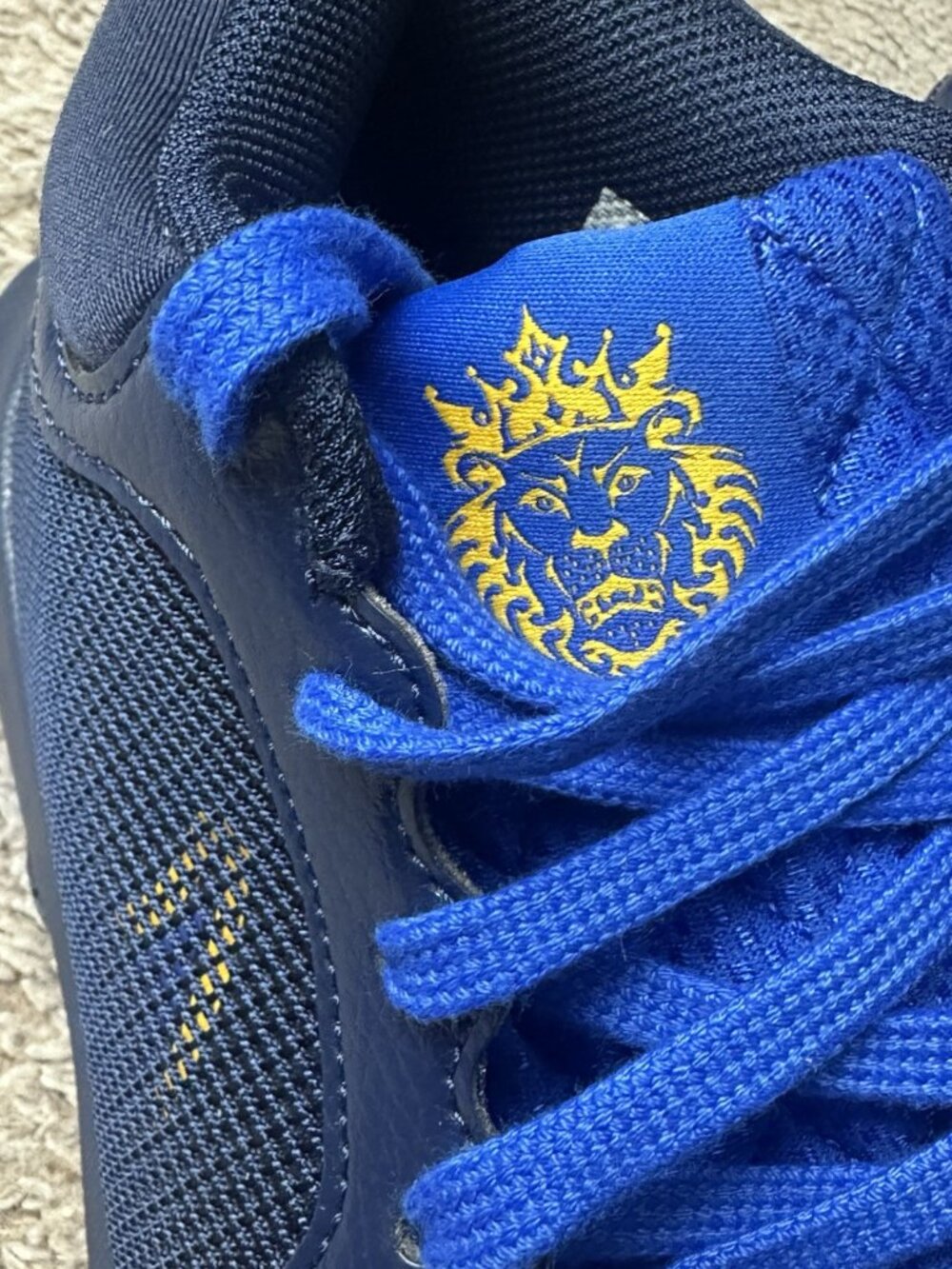 Nike Lebron Witness 8 Entourage Navy Blue Royal Gold FB2239-403 Mens Size 8 - Picture 13 of 16